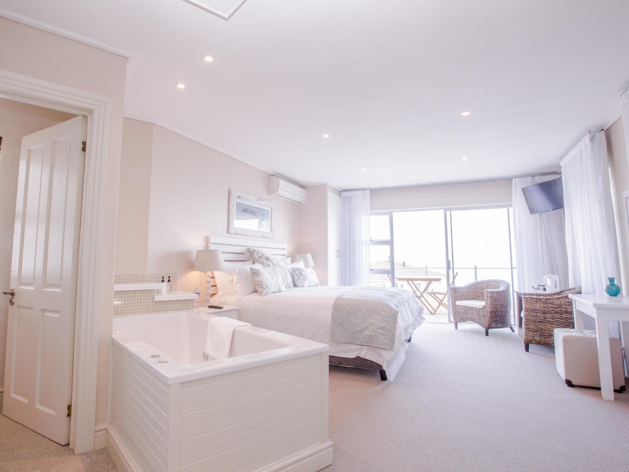 Finchley Guesthouse In Camps Bay Кейптаун Екстериор снимка